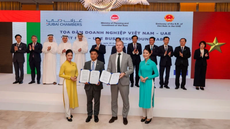 Etihad Airways and Vietnam Airlines have signed a Memorandum of Understanding (MoU) to explore implementing a codeshare agreement, reciprocal loyalty programmes, cargo transport, MRO activity, and ground handling.