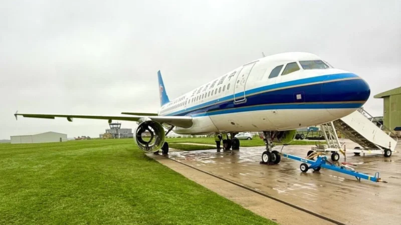 Werner Aero, an aviation asset management company and an aftermarket supplier of aircraft, aircraft engines, and aircraft spare parts, has acquired an Airbus A319-100 aircraft from FTAI Aviation for teardown activity.